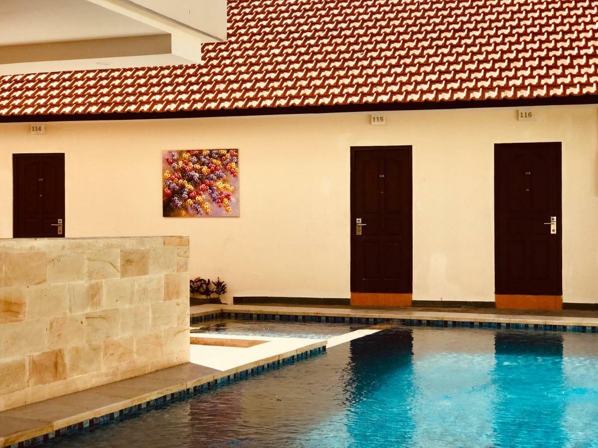 Hotel Familytel Bali Kuta Selatan Exterior foto